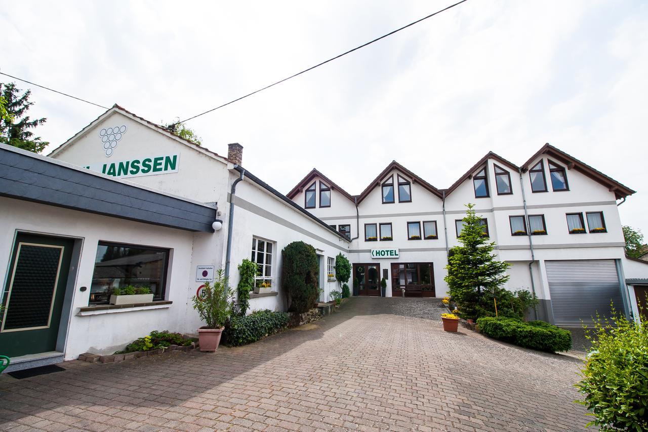 Hotel Janssen Bodenheim Ngoại thất bức ảnh
